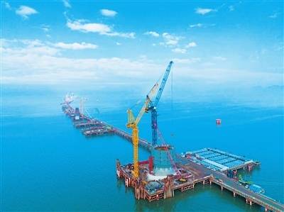 黃茅海項目施工現場。 珠海特區報記者 李建束 通訊員 馮珠仔 攝