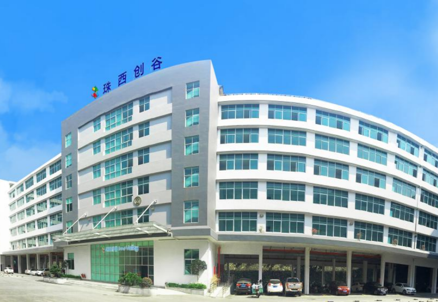 珠西創谷（江門）科技園重點發展IEEE (工業4.0/工業2025及人工智能、環保及能源、電子及醫療產品、電子商貿與物聯網)等相關技術行業，主要吸引粵港澳臺及海外高科技企業進駐，著重為青年創業者提供創客空間，為中小企業提供孵化器服務，為成熟企業提供加速器服務。圖為珠西創谷（江門）科技園。