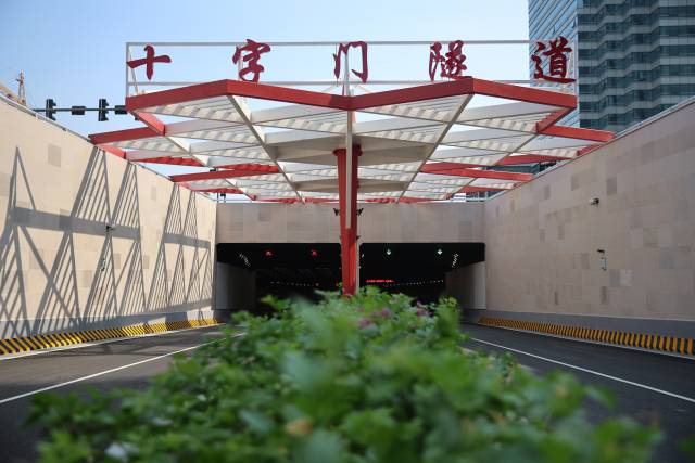 十字門隧道。南方+記者 關(guān)銘榮攝