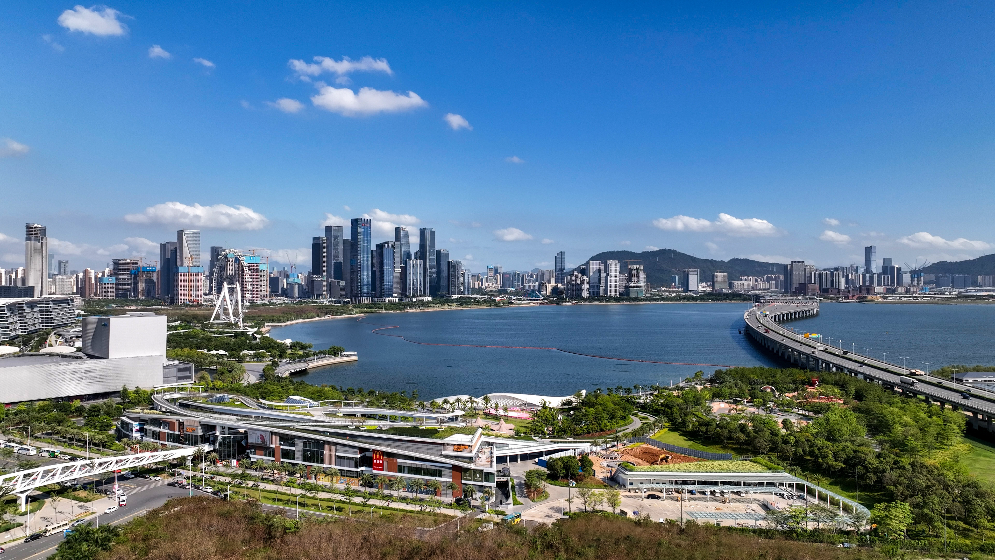 《深圳市前海深港現代服務業合作區管理局辦法》5月1日起施行 實現擴區后行政職權全域覆蓋