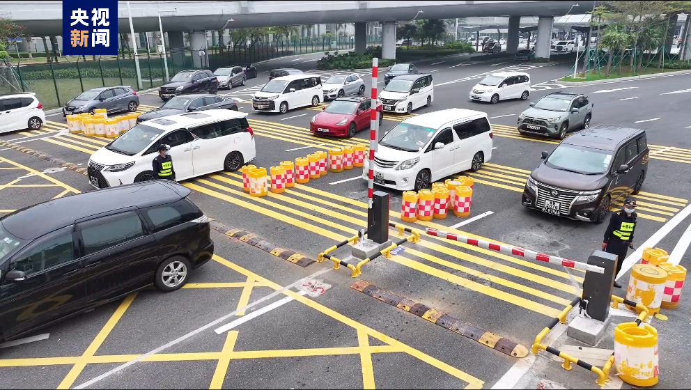 “兩車北上”再創新高！港珠澳大橋珠海公路口岸迎來出境車流高峰
