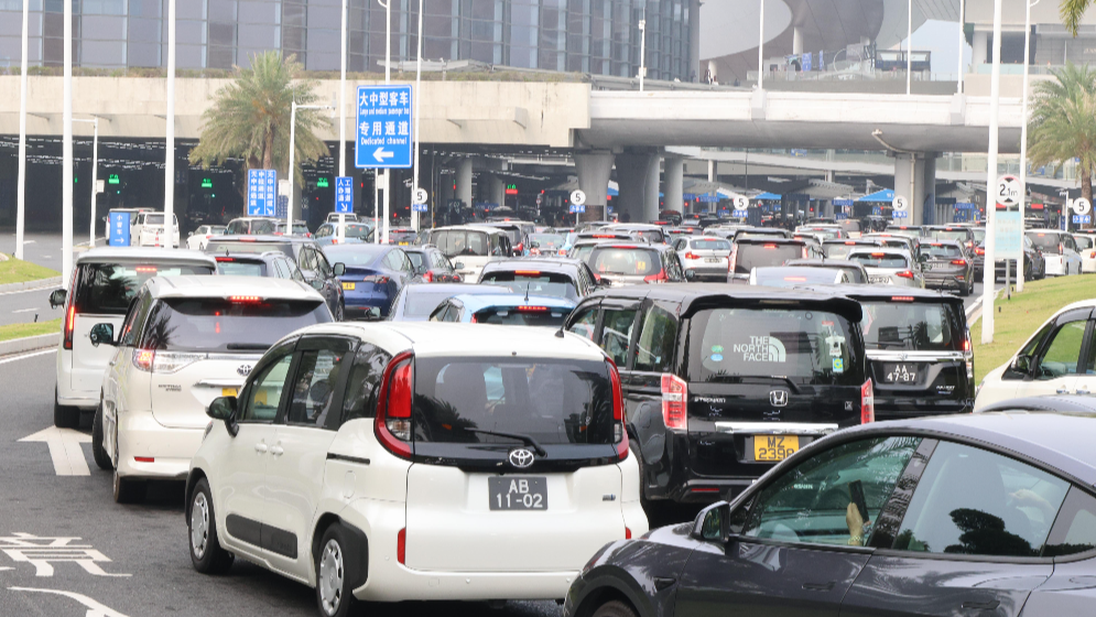 超100萬人次！港珠澳大橋“人車兩旺” 自駕“北上”成主流