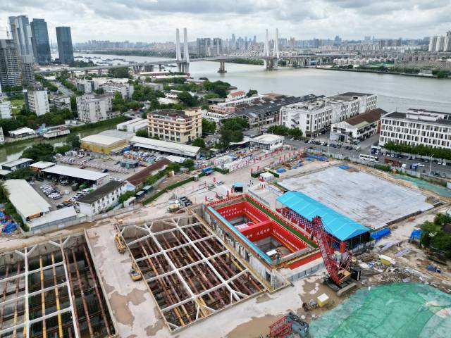 海珠灣隧道工程盾構隧道段實現雙線貫通