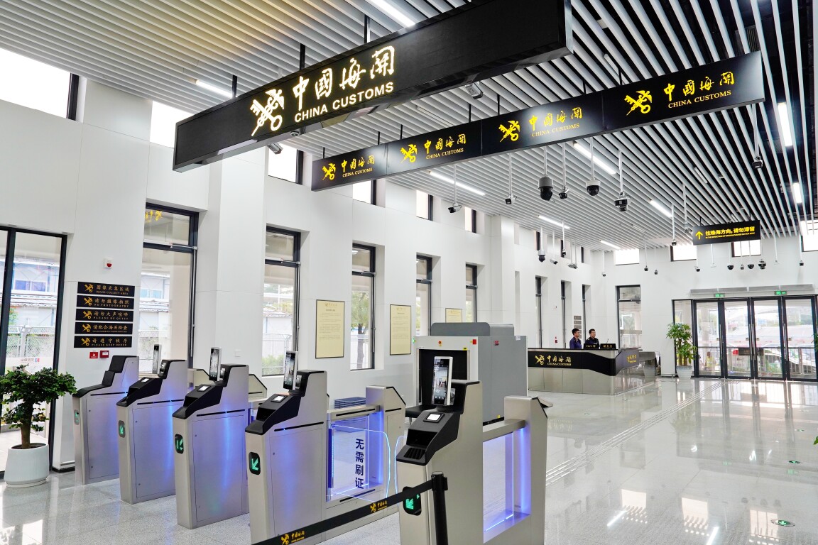 橫琴粵澳深度合作區十字門隧道“二線”通道順利通過國家驗收