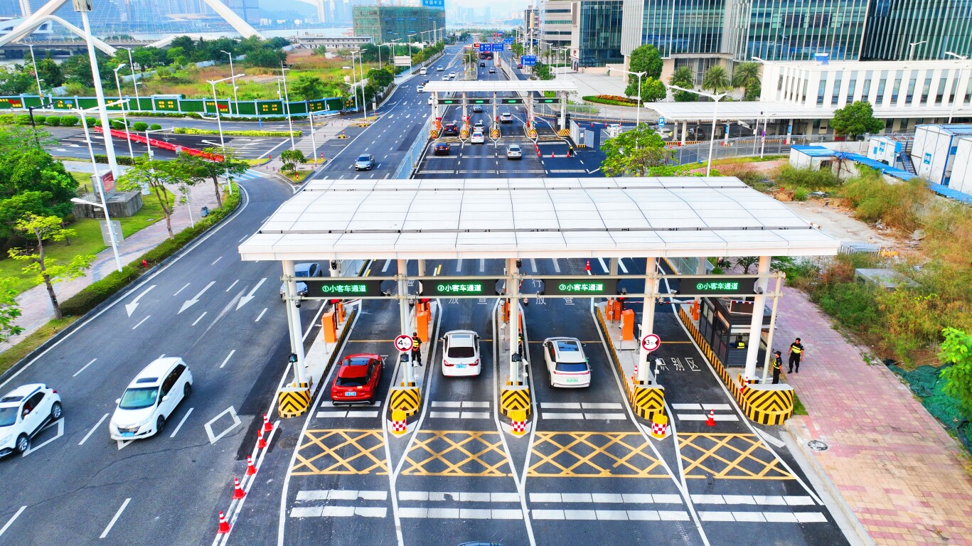 橫琴粵澳深度合作區十字門隧道“二線”通道順利通過國家驗收