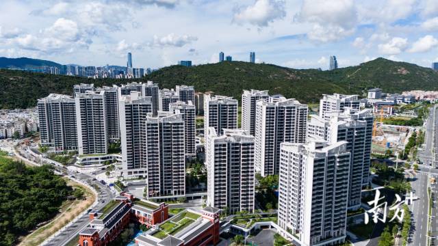 首個粵澳兩地攜手為澳門居民打造的大型綜合民生項目“澳門新街坊”已經熱鬧起來。