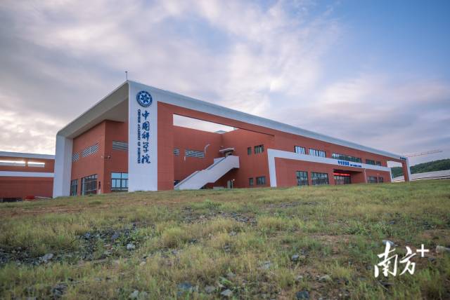 國家兩大科學裝置的項目建設(shè)現(xiàn)場