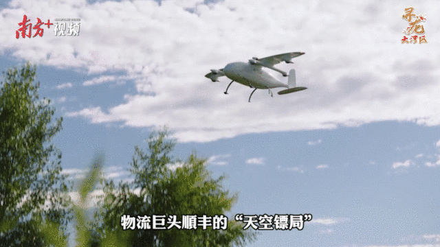 升空！無人機群“九星陣”。南方+ 陳少宏 制圖