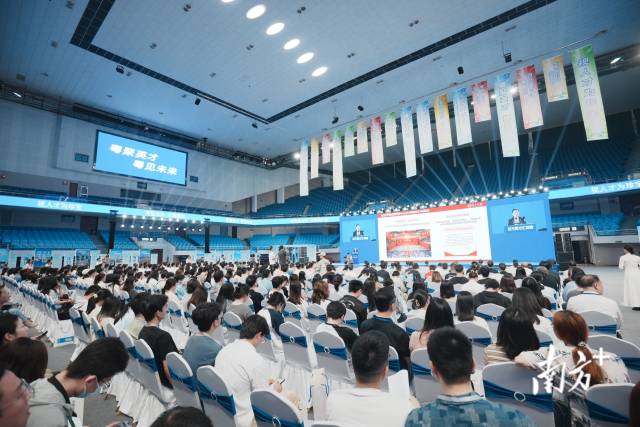 “百萬英才匯南粵”2025年N城聯動春季招聘活動（武漢站）舉行