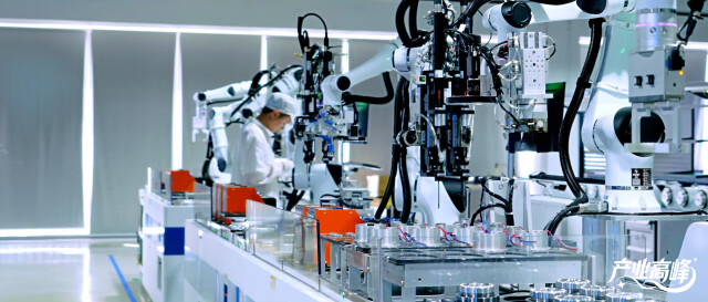 工業企業實現“智改數轉”