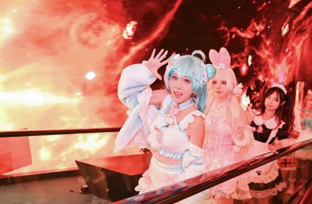 Bilibili World2025(嗶哩嗶哩世界數字娛樂動漫文化博覽會) Bilibili World2025(嗶哩嗶哩世界數字娛樂動漫文化博覽會)