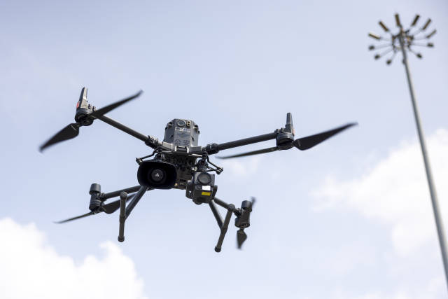 無人機開始巡查 無人機開始巡查