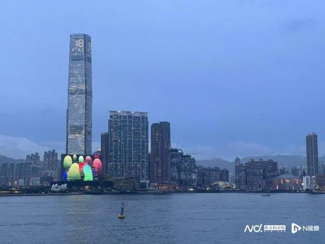 香港完善的生活和商業基建對人才有顯著的吸引力。