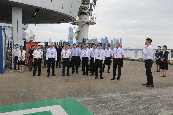 廣東省口岸辦、深圳市政府、市口岸辦及中央駐粵、駐深單位共同參與驗收活動。 廣東省口岸辦、深圳市政府、市口岸辦及中央駐粵、駐深單位共同參與驗收活動。