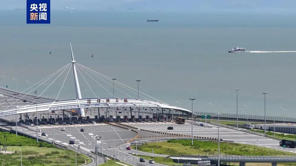 港珠澳大橋。 港珠澳大橋。