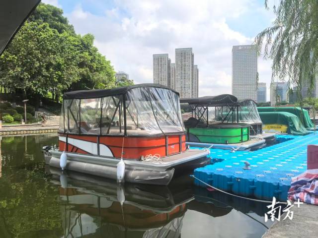 廣東氫灣研發與運營的氫能游船。南方+記者 林東云 攝 廣東氫灣研發與運營的氫能游船。南方+記者 林東云 攝