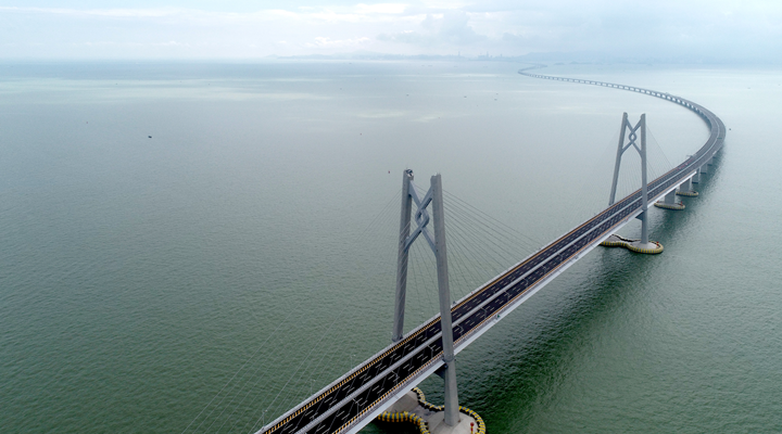 珠海公路口岸通關提速增效 去年經港珠澳大橋進出口總值比增96.4%